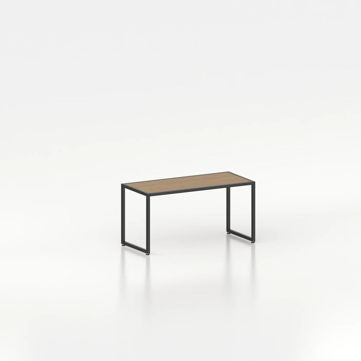Banc d'exposition d'agencement avec cadre en acier — plateau bois chêne clair et structure coloris noir
