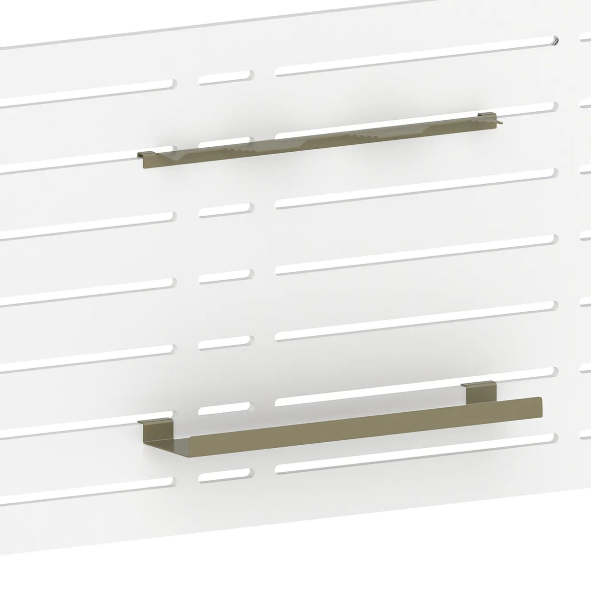 Support d'exposition pour 3 paires de skis (panneau rainuré) — coloris vert kaki
