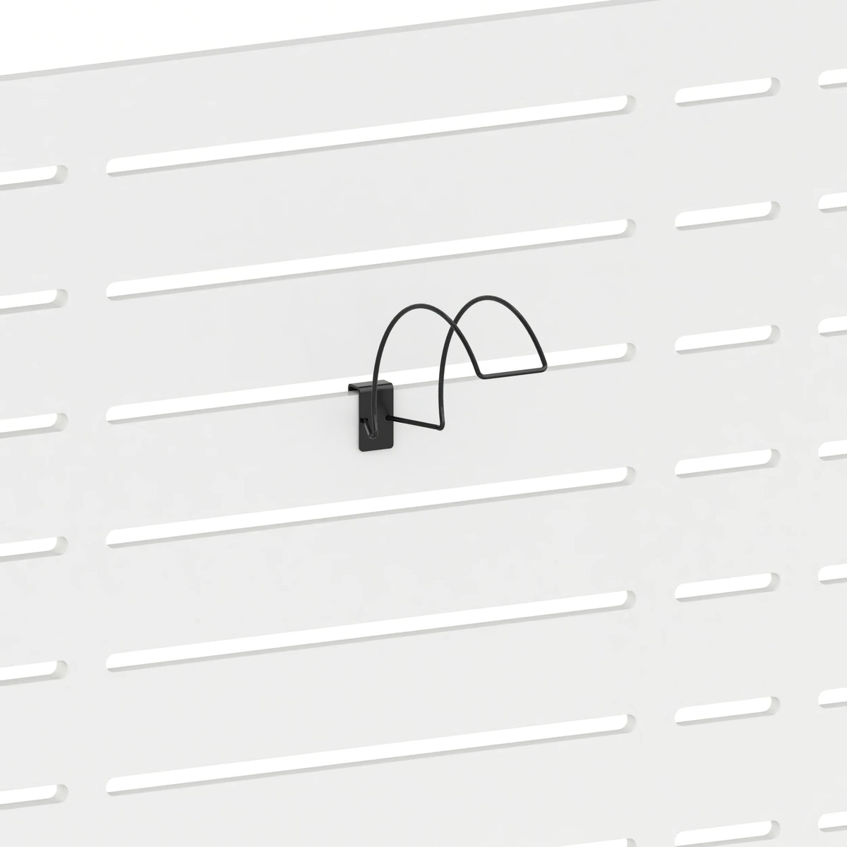 Support d'exposition pour casque de vélo (panneau Slatwall) — coloris noir